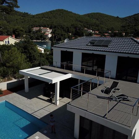 Seaside Villa At ปริซบา ภายนอก รูปภาพ