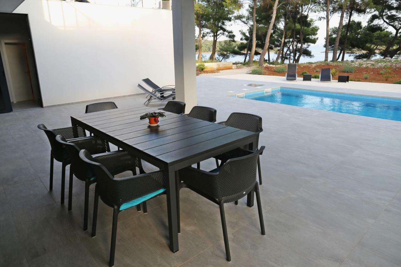 Seaside Villa At ปริซบา ภายนอก รูปภาพ